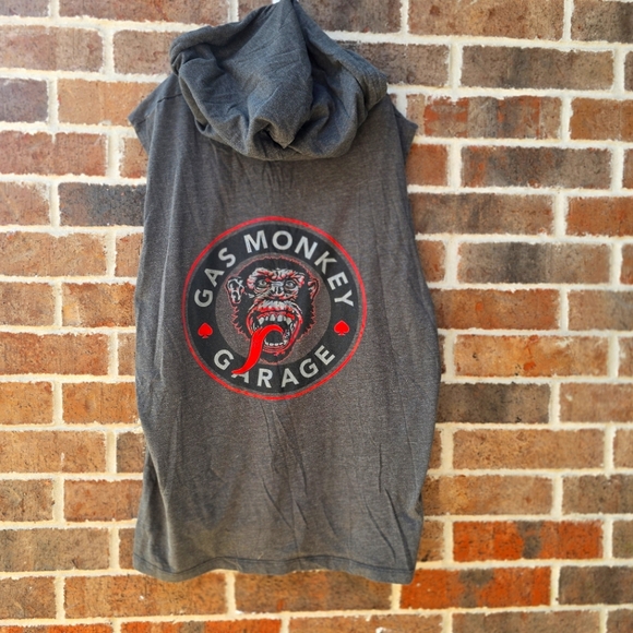 Gas Monkey Garage Gray Sleeveless Hoodie Tank Top - Picture 1 of 6